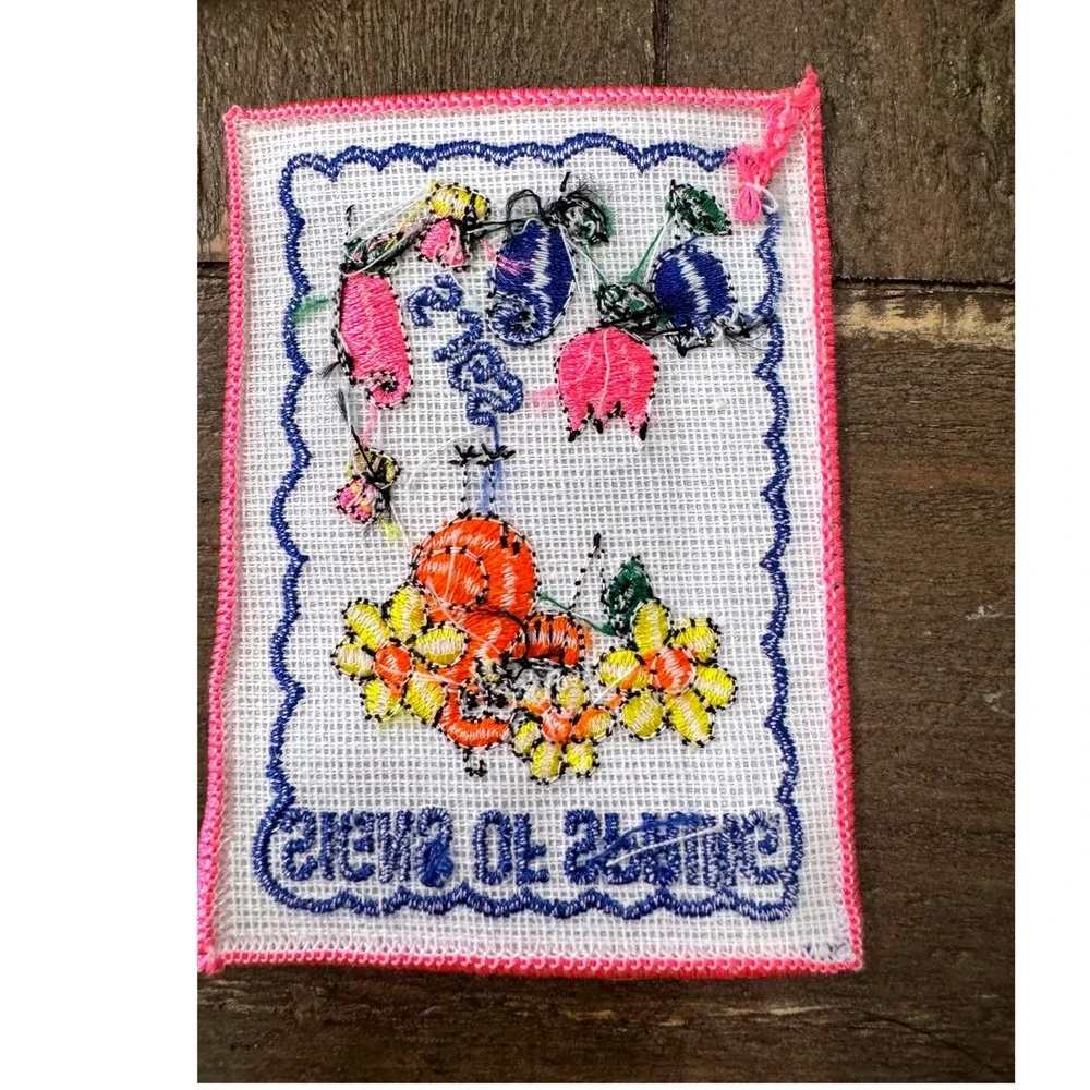 Vintage Girl Scouts Signs of Spring Embroidered Fun Patch Flowers Bird Bee